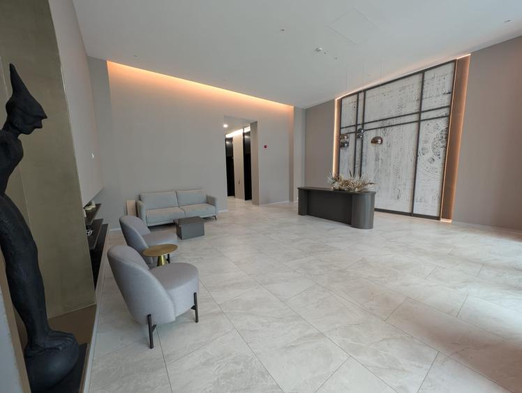 Penthouse cu 4 camere decomandat în Cotroceni