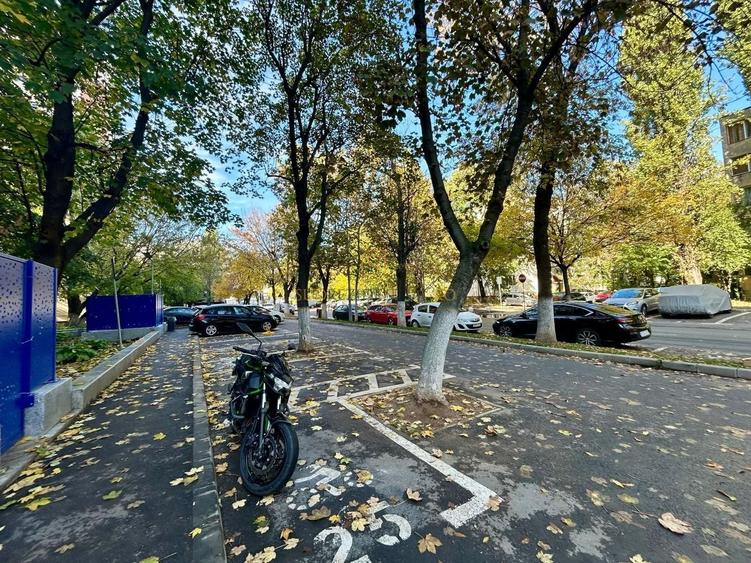 Apartament cu 2 camere decomandat, mobilat în Brâncoveanu