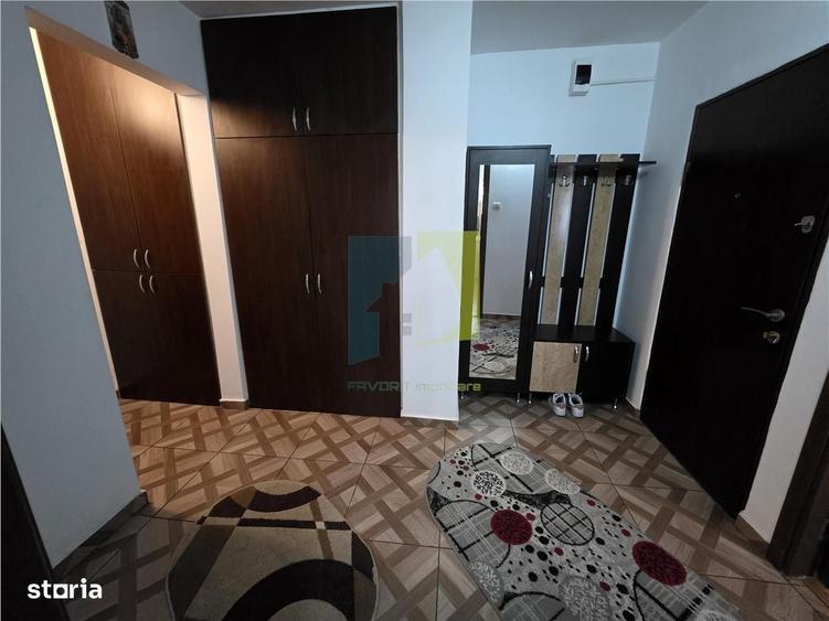 Apartament cu 2 camere decomandat în Rovine