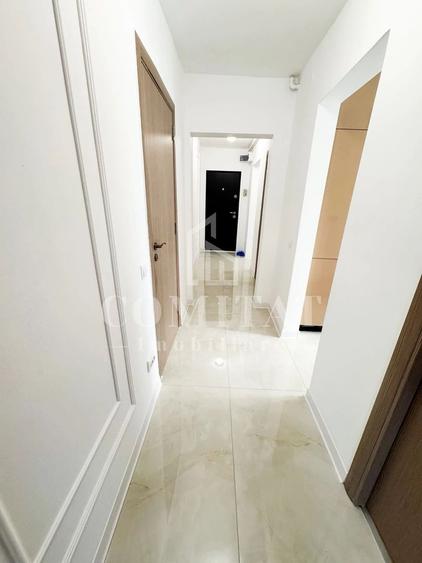 Apartament cu 4 camere semidecomandat, mobilat în Mănăștur