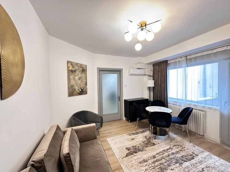 Apartament cu 2 camere în Victoriei