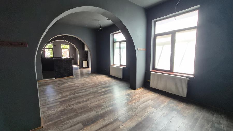 Spațiu comercial, de 127 mp, în Central