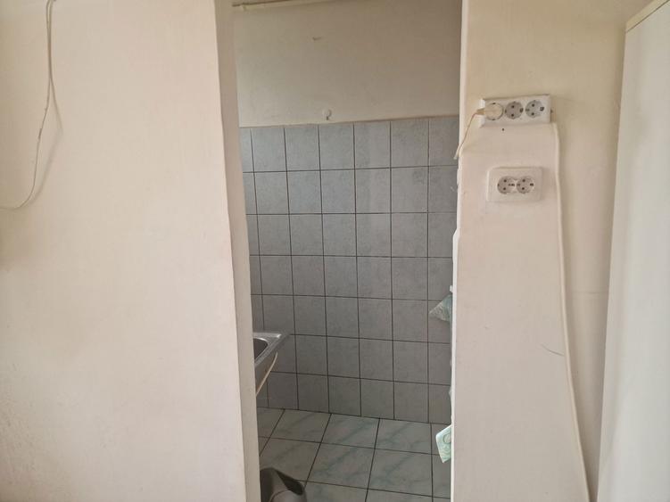 Ap 3 cam, etaj 1 , Maratei , decomandat, balcon,centrala termopane - 6