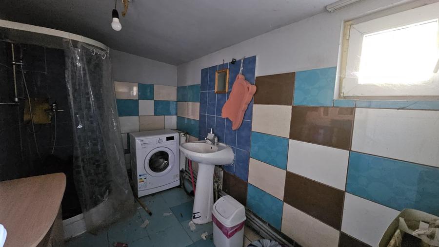 Popești Leordeni, casă demolabila/renovabila 3cam, singur curte 203mp - 13