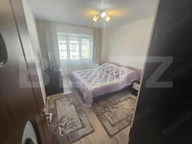 Apartament de vanzare 4 camere - Beclean - 1