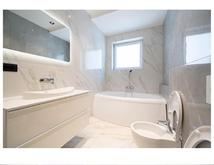 Ocazie! Penthouse Laguna Residence, 438 mp/utili, vedere lac. 5 camere, 3 băi - 6