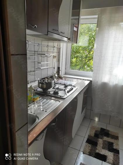 Garsoniera dec etj 2 zona Gojdu Garsoniera dec etj 2 zona Gojdu