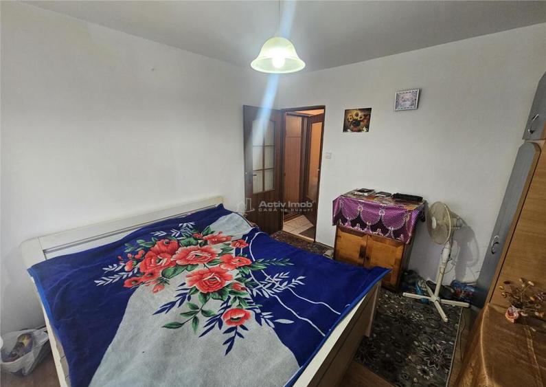 Resita, 2 Cam. Cf. 1, Mobilat Utilat, Bulevard, Micro 2 - 13