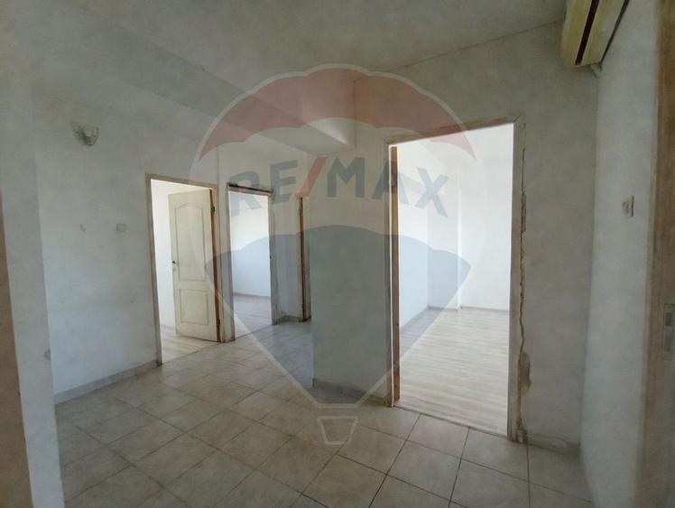 VANZARE 3 CAMERE DECOMANDAT cu VEDERE PANORAMICĂ LAC | ET 11 | 72mp - 9