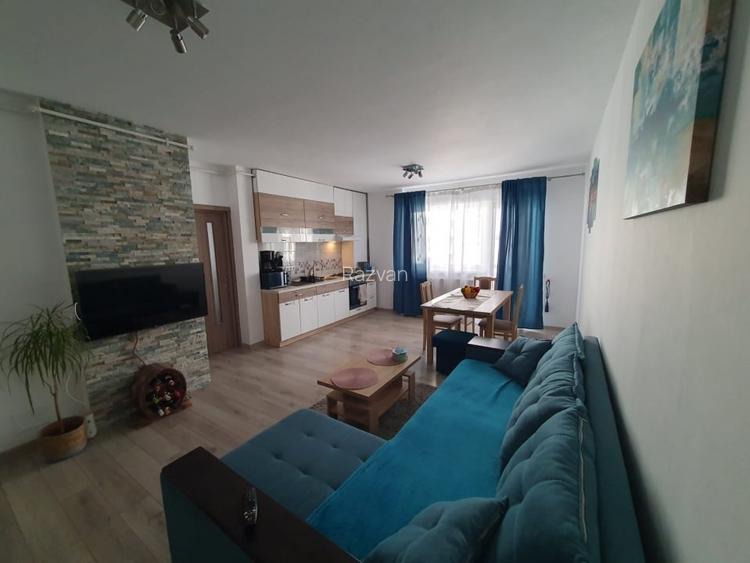 Apartament 2 camere la cheie, parcare, zona Vivo