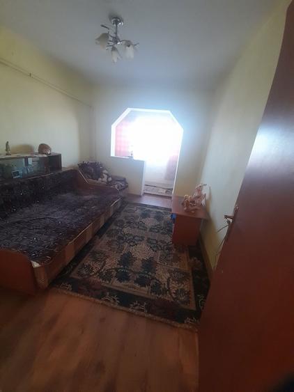 Apartament 3 camere etaj 8 - 1