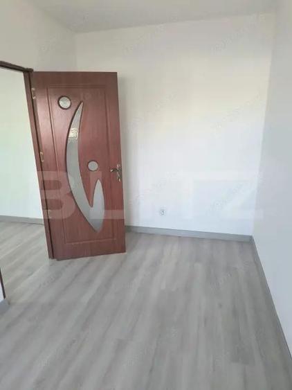 APARTAMENT 2CAMERE SEMIDECOMANDAT,CONFORT DOI ETJ 4 - 3