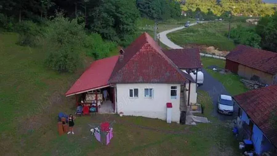 Casa + teren de vanzare - 3