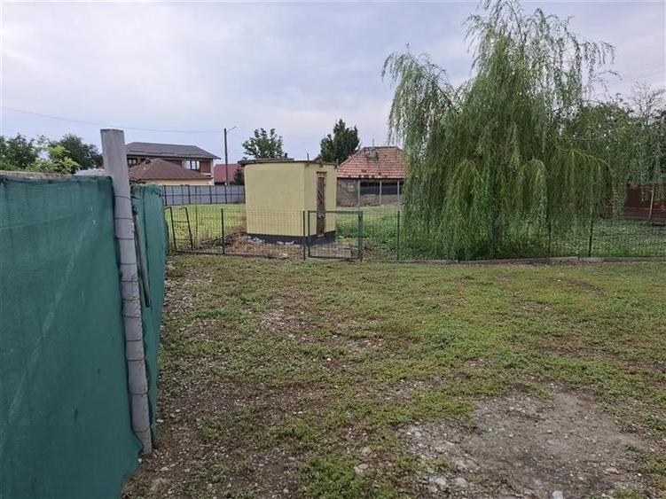 Casa Gugesti, sat Oreavu, 1870 mp teren - 14