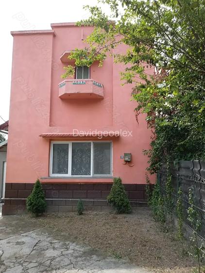 Casa de vanzare zona centrala