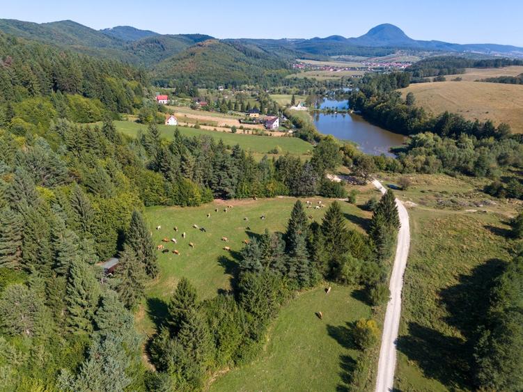 Investitie premium in turism-teren 6800mp langa lacuri Vulcan Brasov - 1