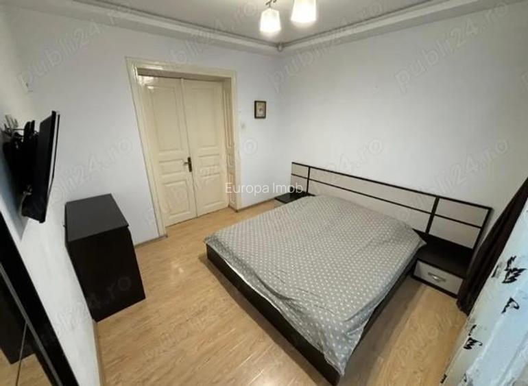 Casă individuală cu 5 camere în Central Casă individuală cu 5 camere în Central