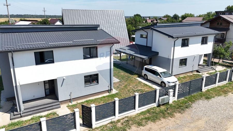 Casa / Vila cu 5 camere de vanzare - 6