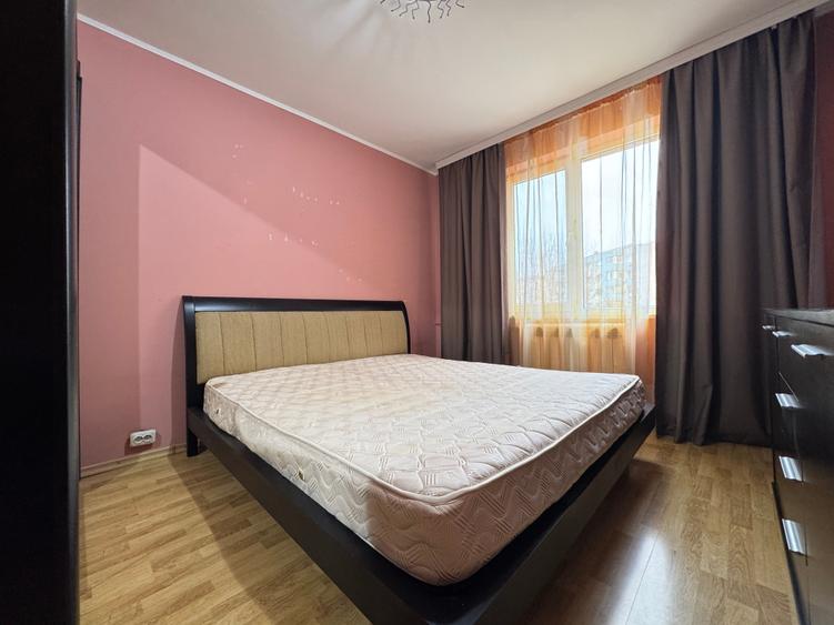 De vanzare - Apartament 3 cam - 68 mp - 700 metri Vulcan Center - 3