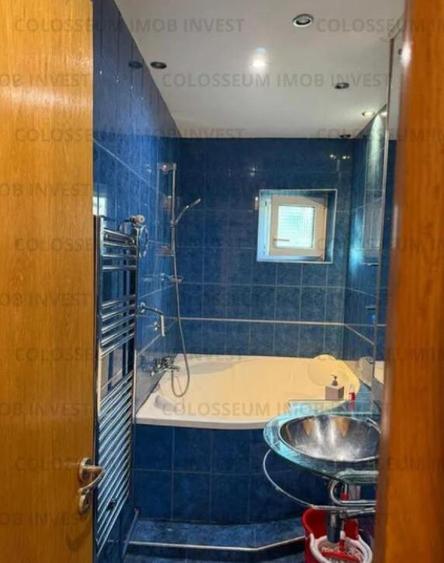 Apartament 2 camere, decomandat - zona Racadau - 2