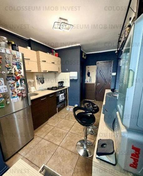 Apartament 2 camere, semidecomandat - zona Tractorul - 6