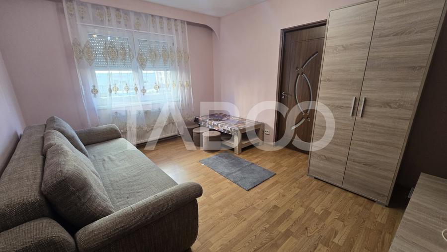 Apartament de inchiriat 2 camere renovat mobilat utilat Vasile Aaron - 1