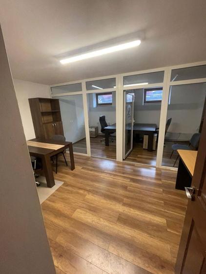 Apartament 3 camere de vanzare, Ultracentral, ideal locuinta sau birou - 3