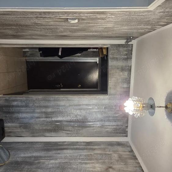 Decomandat 3camere ,2 bai Balcon mare,foarte calduris - 2