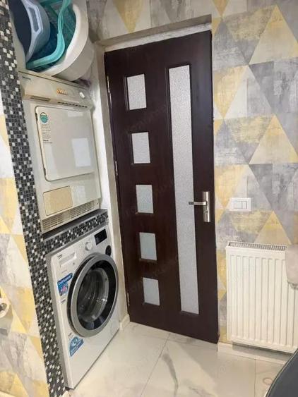 CASA DEOSEBITSA MOBILATA in stil italian ,zona podul VIORELE , teren 280 mp - 9