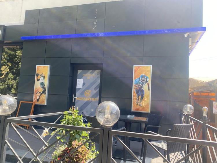 Inchirez spatiul comercial oras darabani zona centrala - 6