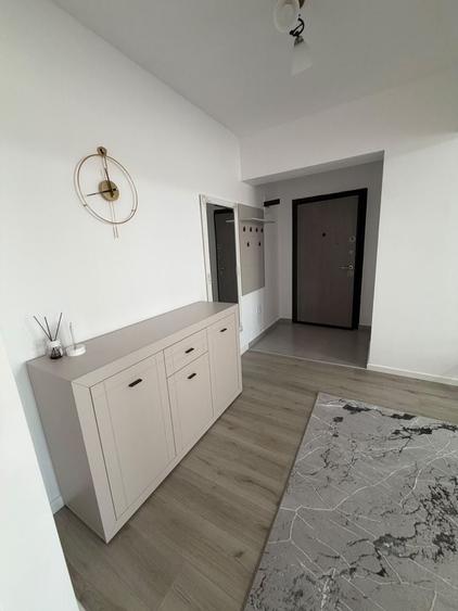 Apartament cu 2 camere semidecomandat în Domnești