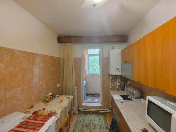 Zona 10 Nivele - Calarasi | 3 Camere | Decomandat | Centrala - 4