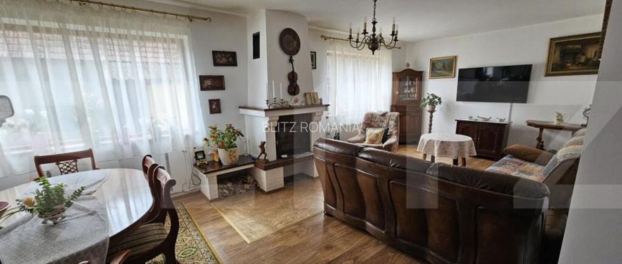 Casa deosebita, 128 mp, 569 mp teren, in Santionlunca