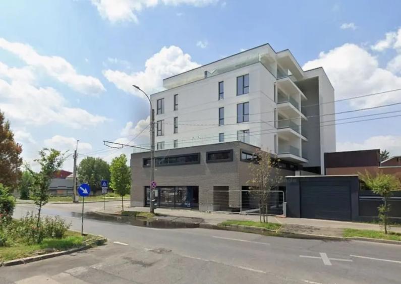 Bd Bucurestii Noi Laminorului spatiu P+1 730 mp stradal o... - 1
