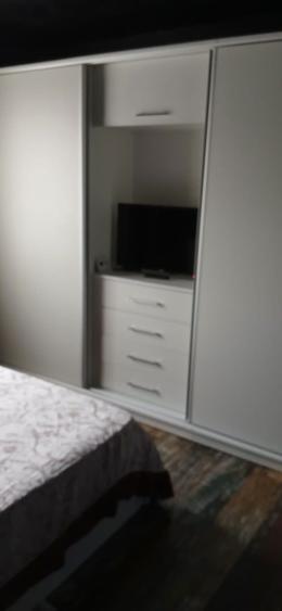 Inchiriez apartment Filiasi etaj 3.impecabil Langa scoala generala. 0769186426 - 3