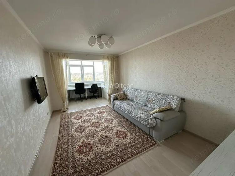 Apartament cu 3 camere in zona Circumvalatiunii- Favorit Apartament cu 3 camere in zona Circumvalatiunii- Favorit