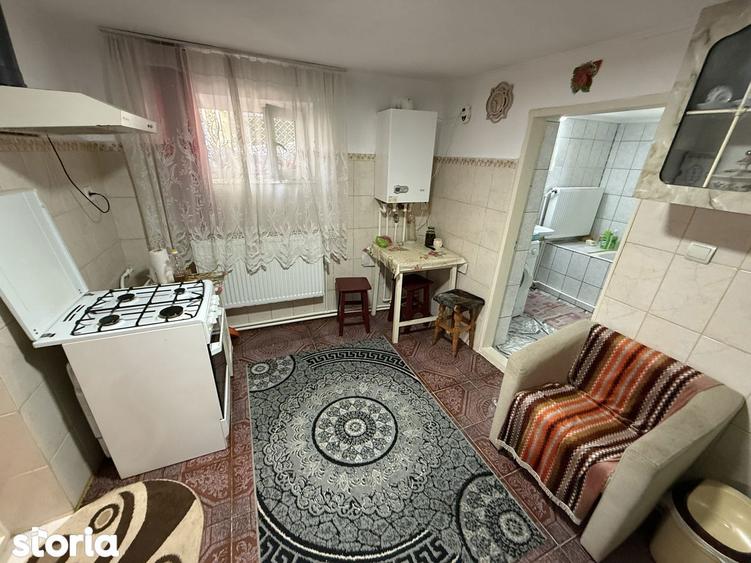 Casa de vanzare, la strada, E85, Podu Iloaiei - 11