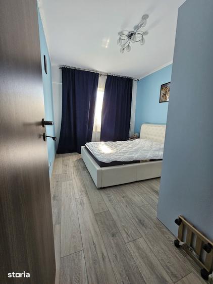 Apartament cu 2 camere decomandat în Apărătorii Patriei