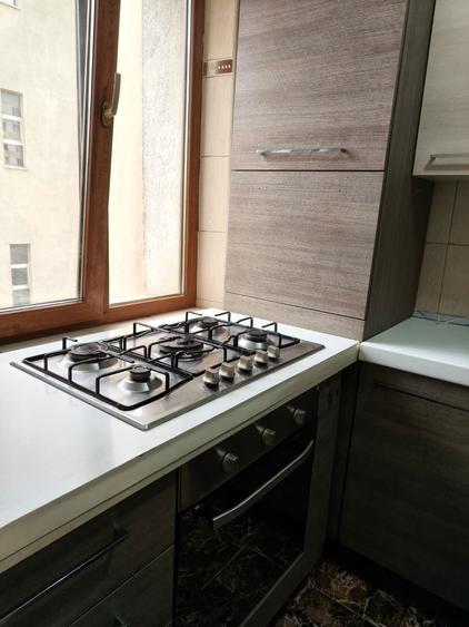 Apartament 2 Camere decomandat,La 100m de Mcdonalds,Spital,Politie,Facultate,Etaj 3 din10 - 5