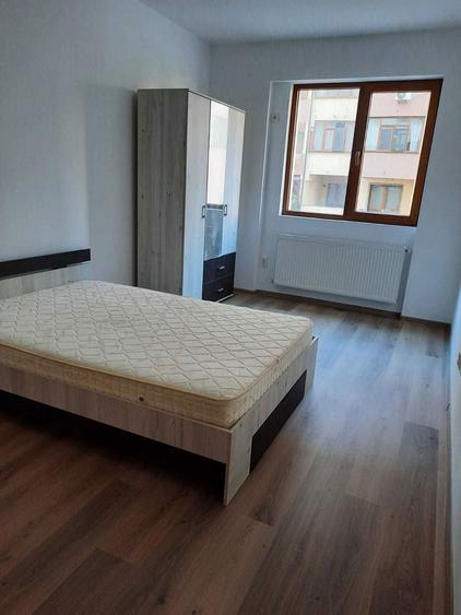 Inchiriez apartament de 3 camere in Cartierul Latin - 5