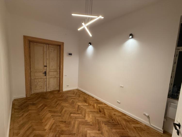 Garsonieră boemă, complet renovată, lângă Parcul Cișmigiu - 1