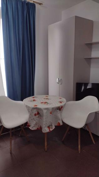 inchiriez garsoniera cu terasa IN CENTRU ,langa CASA MODEI - 2