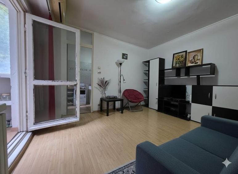 Super pret- Parc Sebastian- Garsoniera cocheta- 0% comision - 2