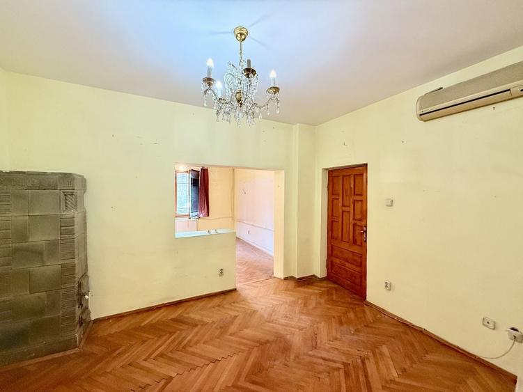 Vila 180 mp desfasurati cartier de case Belvedere Regie - 17