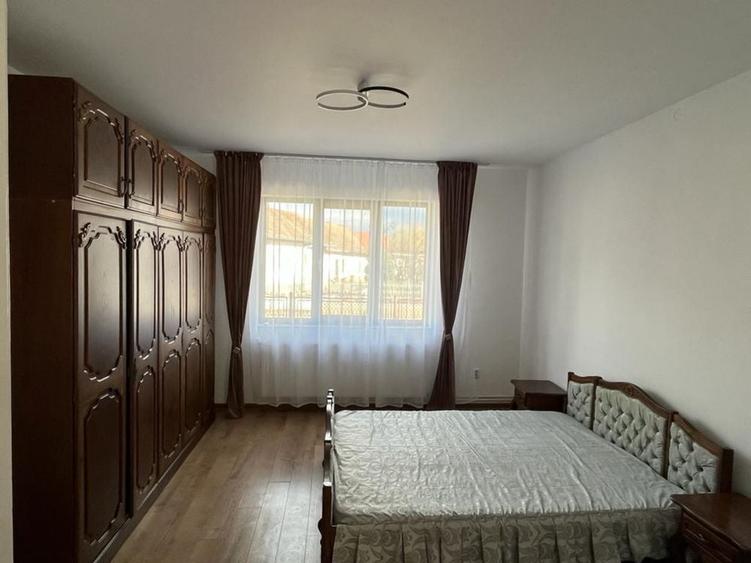 Casă cu 3 camere cu Teren 150 Mp în Viișoara