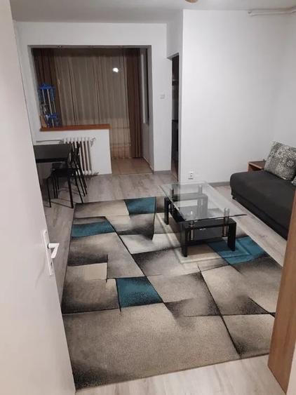 GArsoniera libera la vanzare zona Calea Bucuresti - 1