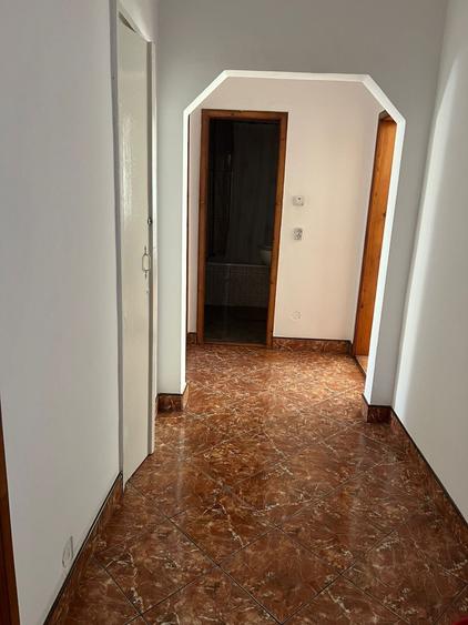 Apartament 2 camere decomandat, 60 mp, 2 balcoane, parcare inclusa Dej, str. Fragilor - 8