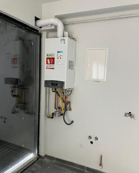 Spatiu comercial de vanzare  in Brasovul Vechi in cladire noua - 2