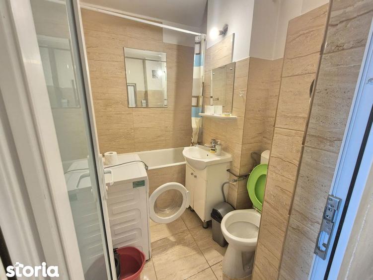 Inchiriere garsoniera semidecomandata zona Tractorul Coresi cu parcare - 14