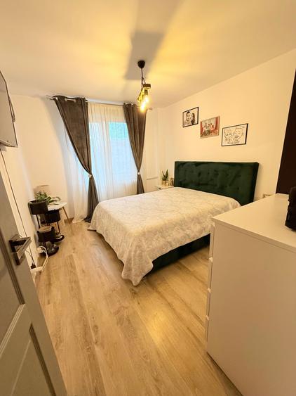 Apartament de vanzare - 4